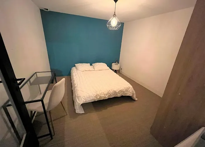 Appartement Cosy Avec Balcon, Centre Historique